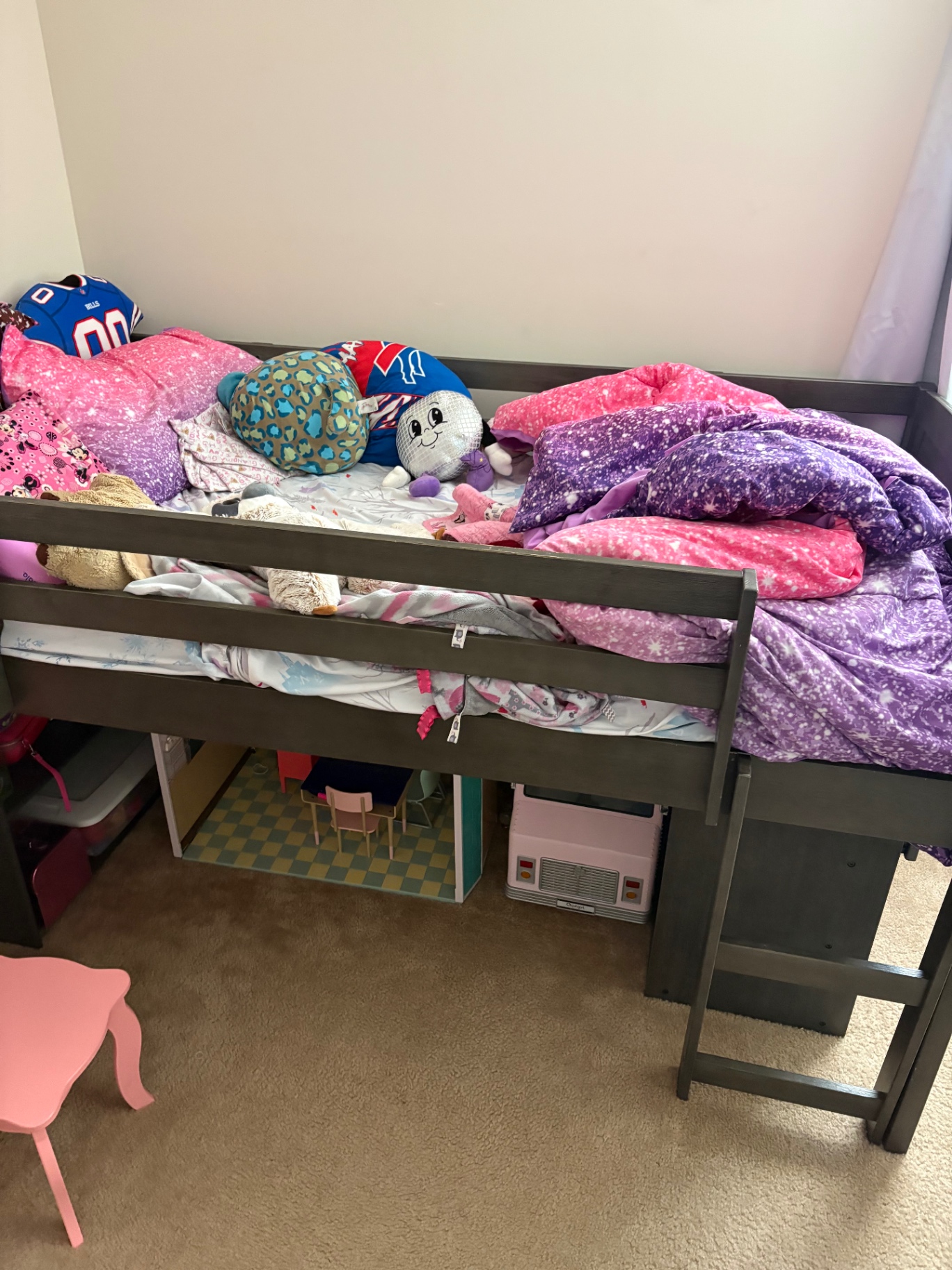 Bed area — before